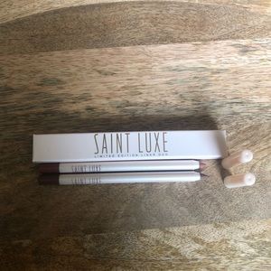 BRAND NEW LIP LINERS